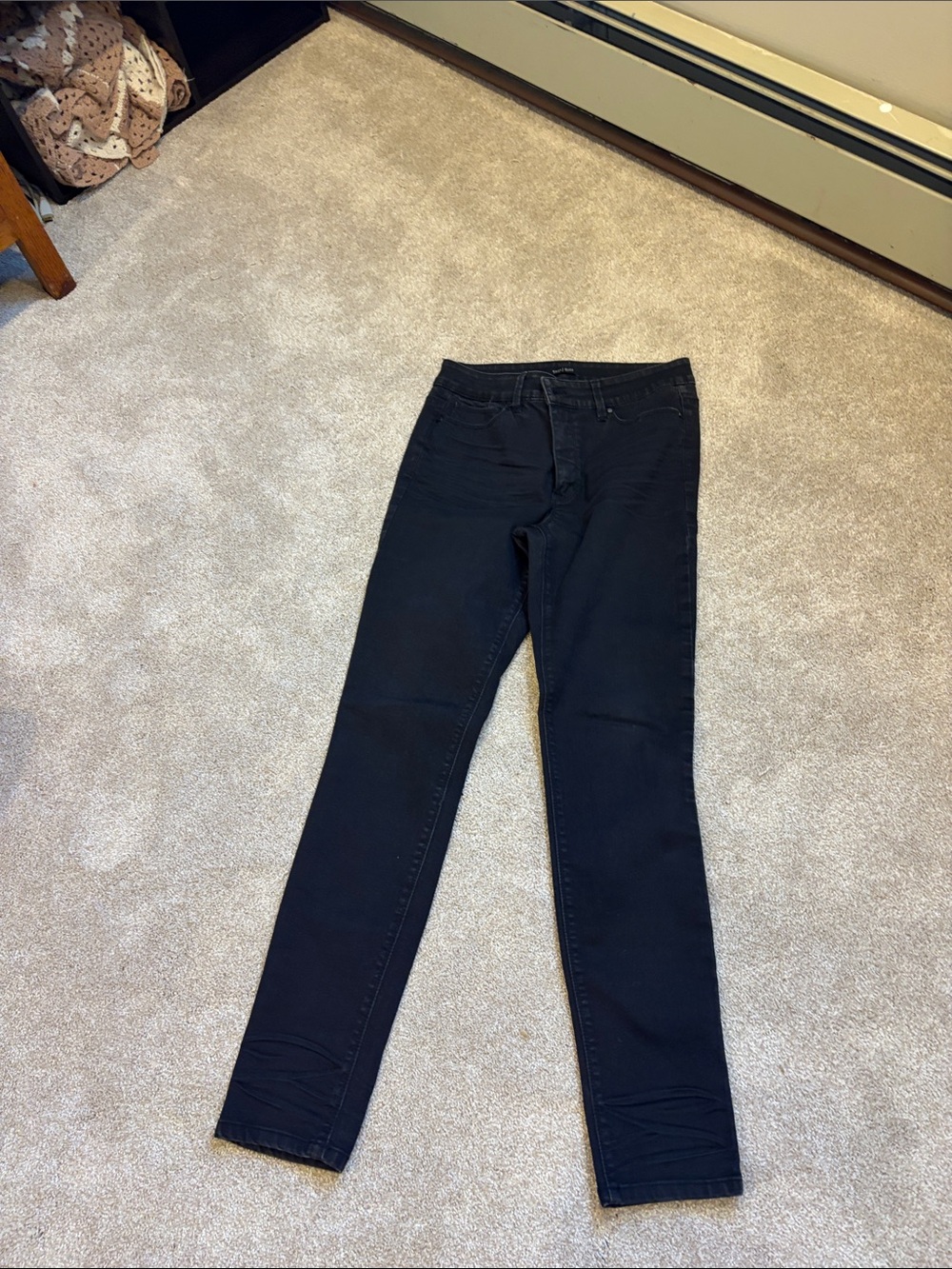 White House Black Market Women's Black Skinny Jeans